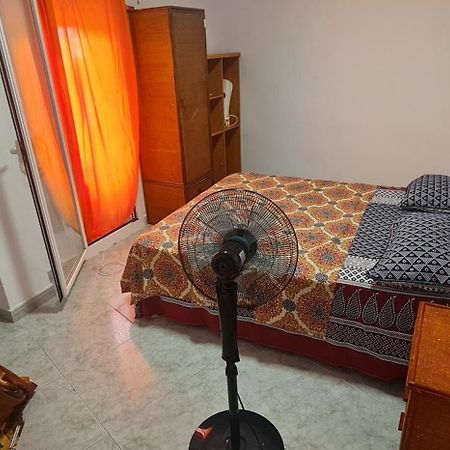 Sunny Room In A Shared Apartment In Rubí Exteriér fotografie